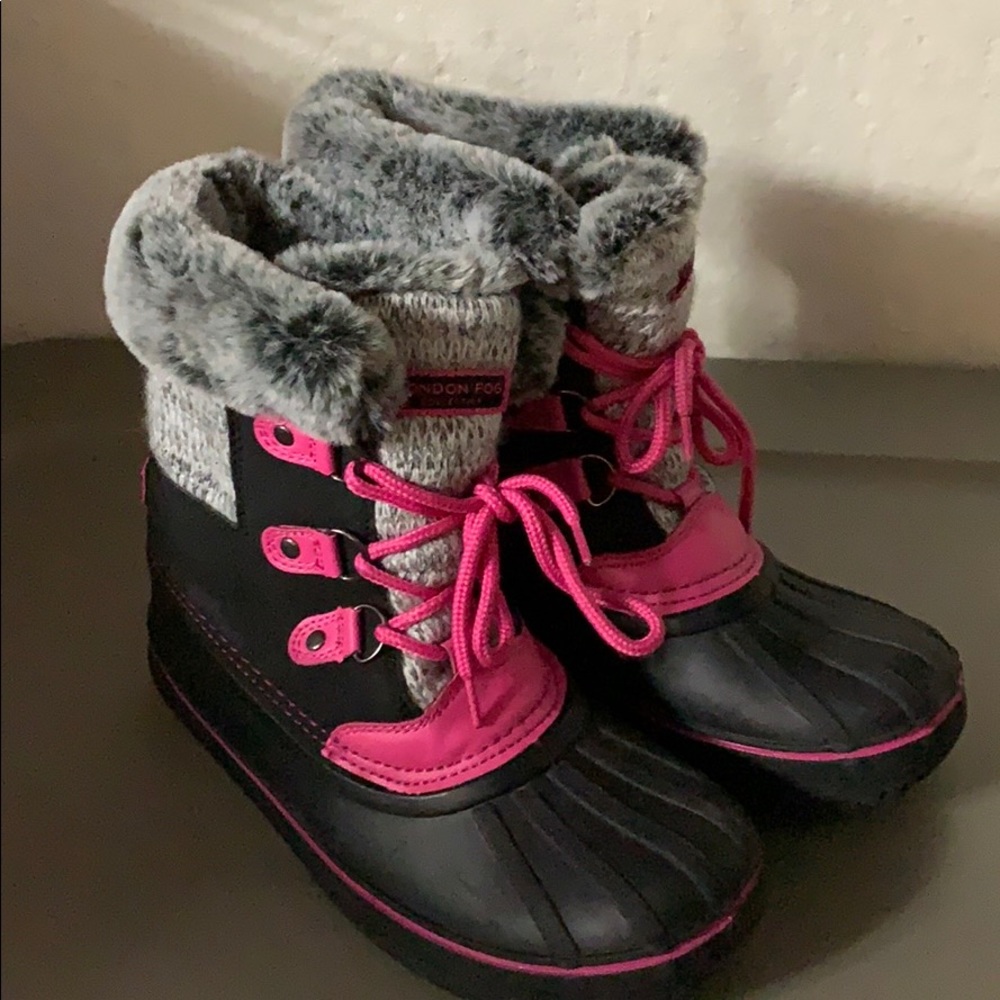 Girls snow boots